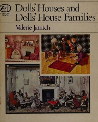 Dolls' houses and dolls' house families