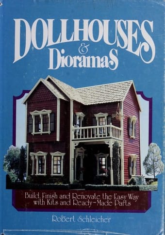 Dollhouses & dioramas