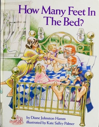 How many feet in the bed?